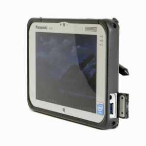 A single usb 3.0 port is protected by a rubber gasket to prevent water entering the tablet